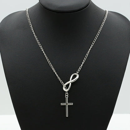 Fleuroux® | Collier Croix en Nombre de Chance 8 Fait Main
