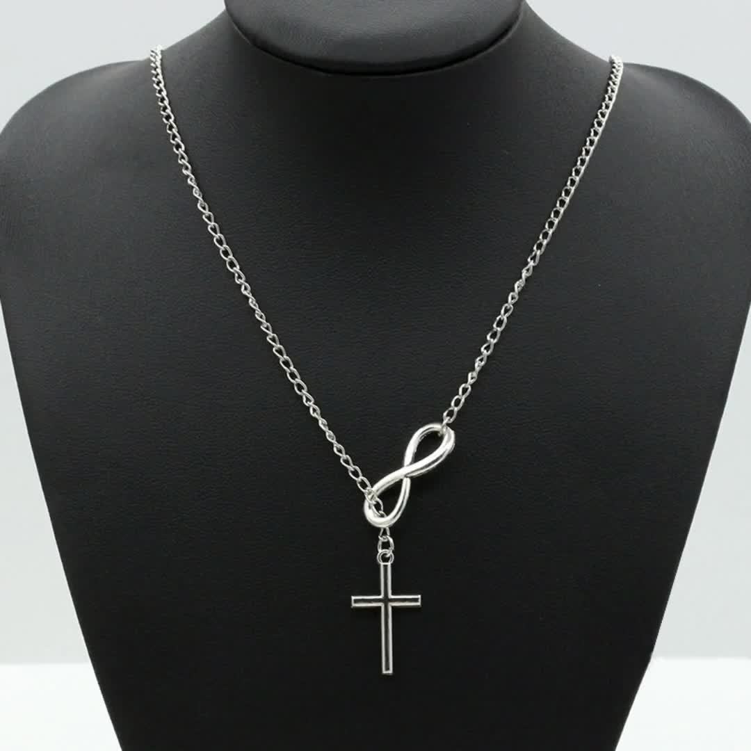 Fleuroux® | Collier Croix en Nombre de Chance 8 Fait Main