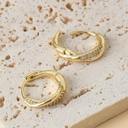 Kara – Boucles d'Oreilles Style Coréen