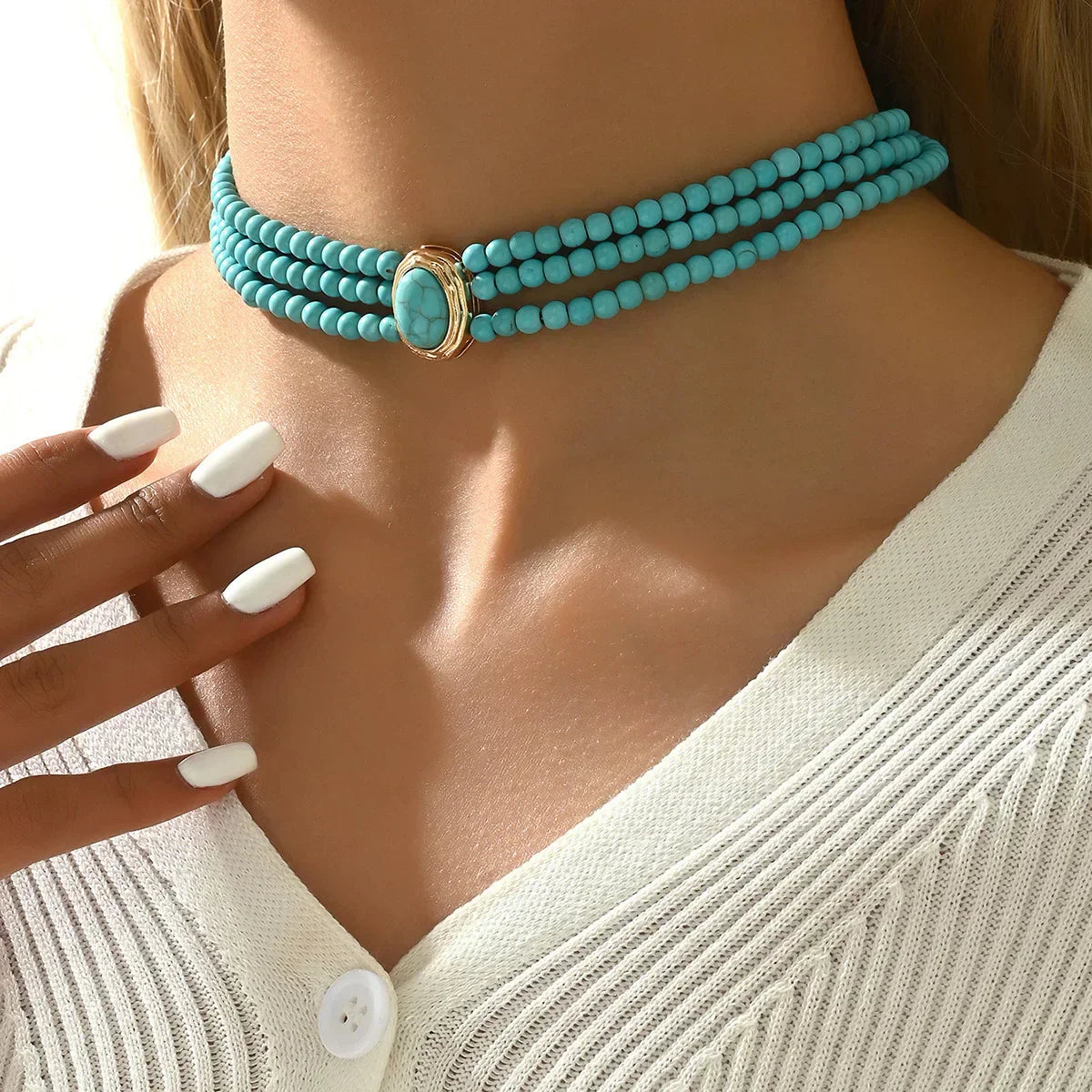 Collier en perles turquoise vintage élégant