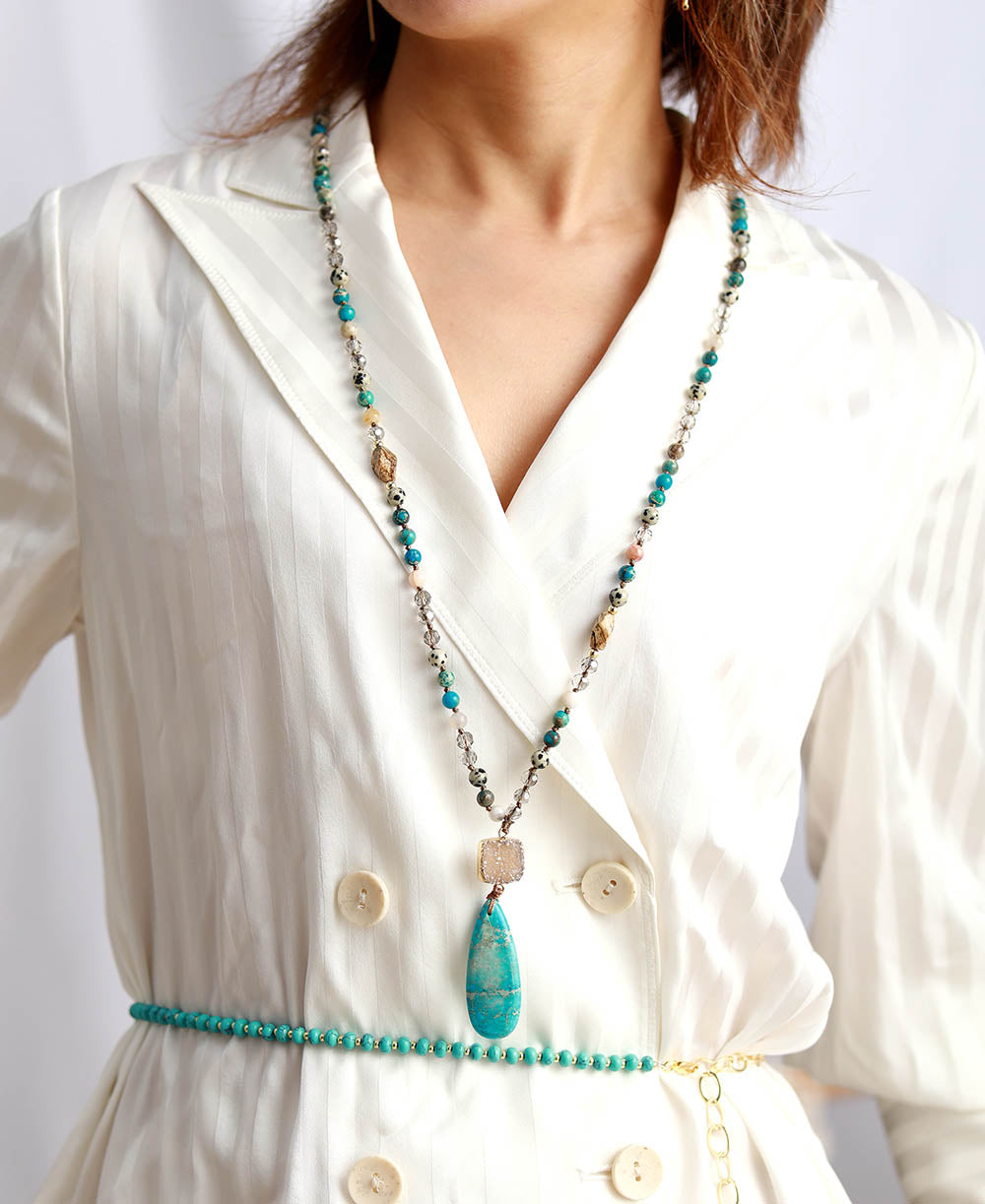 Collier en forme de goutte en jaspe druzy