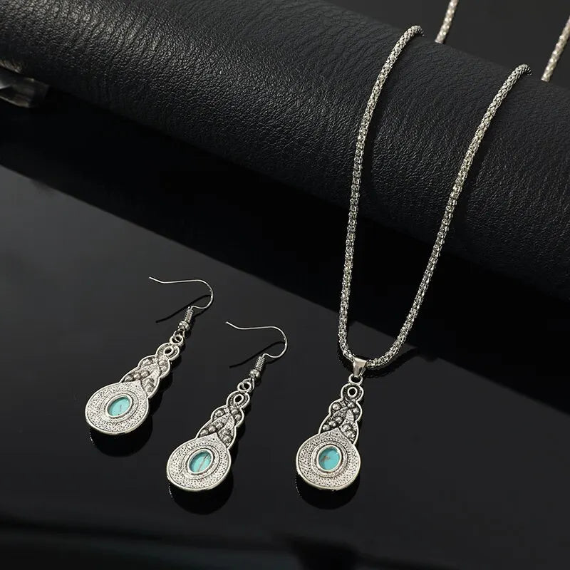 Ensemble de Bijoux en Pierres Turquoise Vintage
