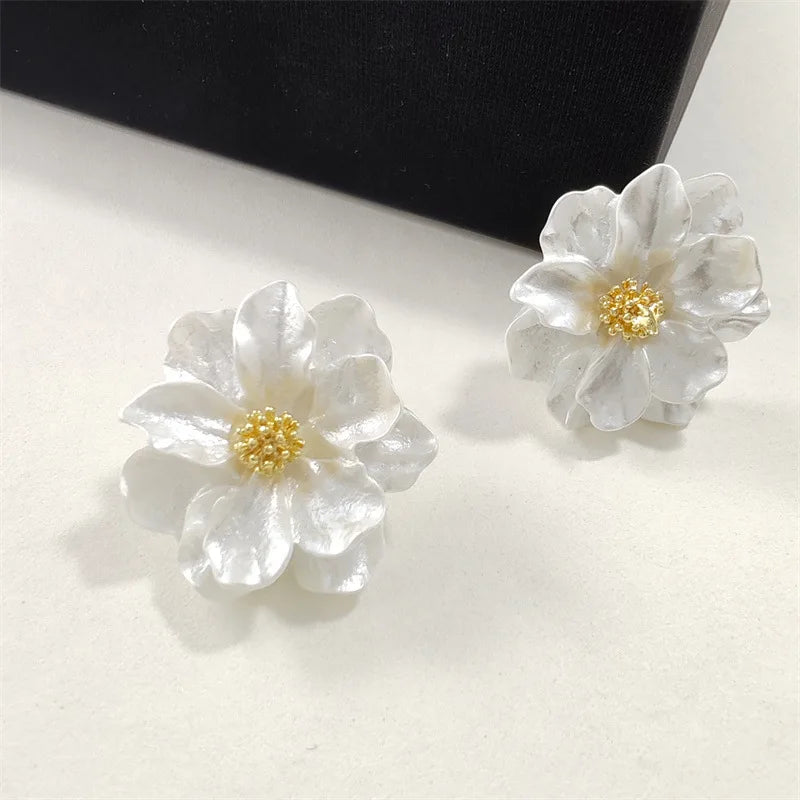 Boucles d'oreilles Chica en acrylique blanc