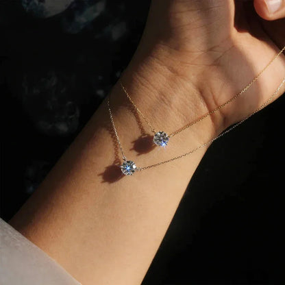 Collier solitaire élégant avec cristal