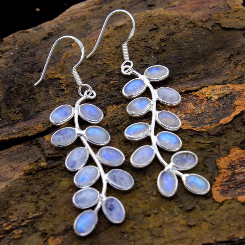 Boucles d'Oreilles Élégantes avec Pierre de Lune