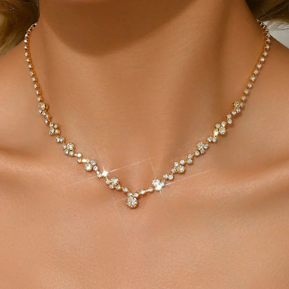 Collier de mariée élégant avec des diamants