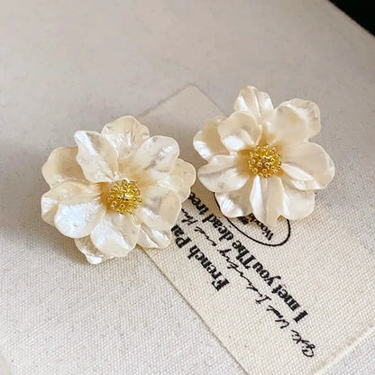 Boucles d'oreilles Chica en acrylique blanc