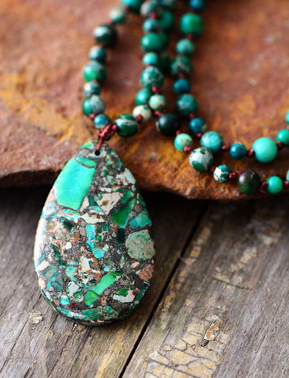 Collier en Pierre de Jaspe Impérial