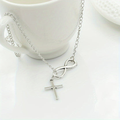 Fleuroux® | Collier Croix en Nombre de Chance 8 Fait Main