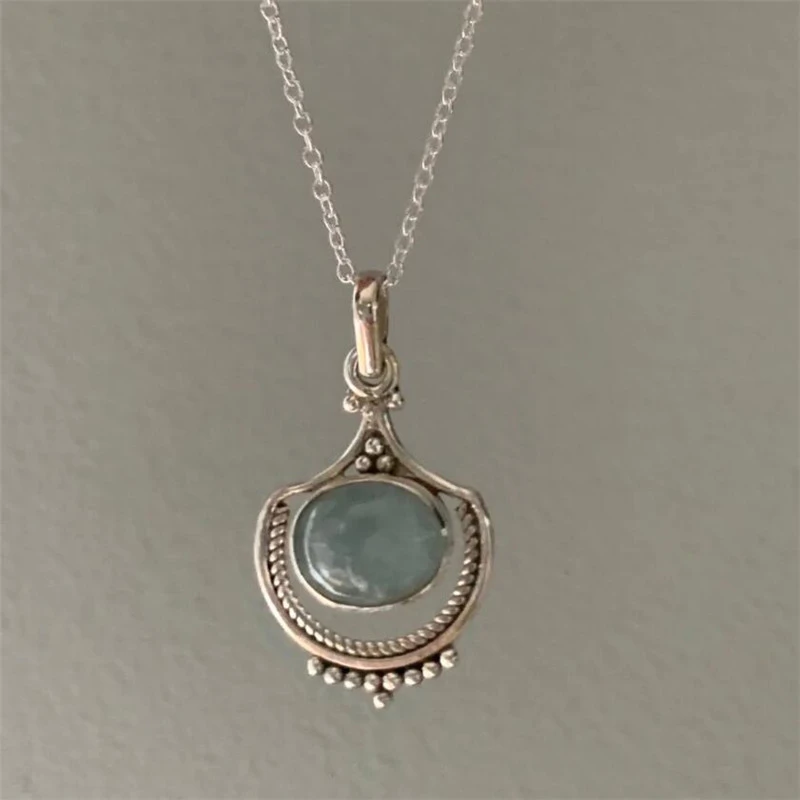 Collier Vintage en Pierre Verte