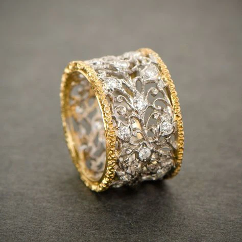 Bague vintage en zirconium
