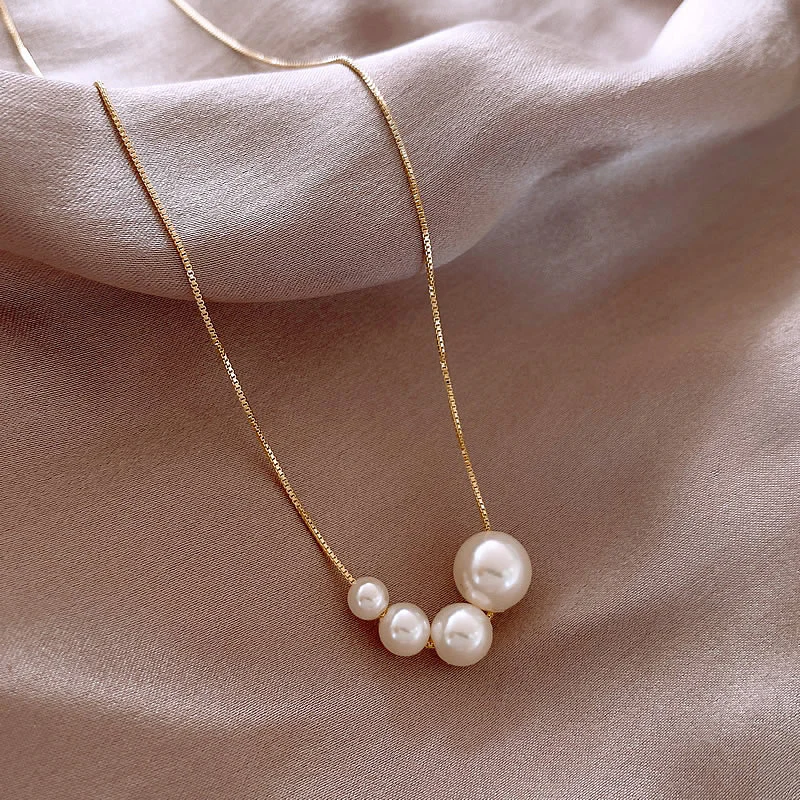 Collier de Perles Élégant