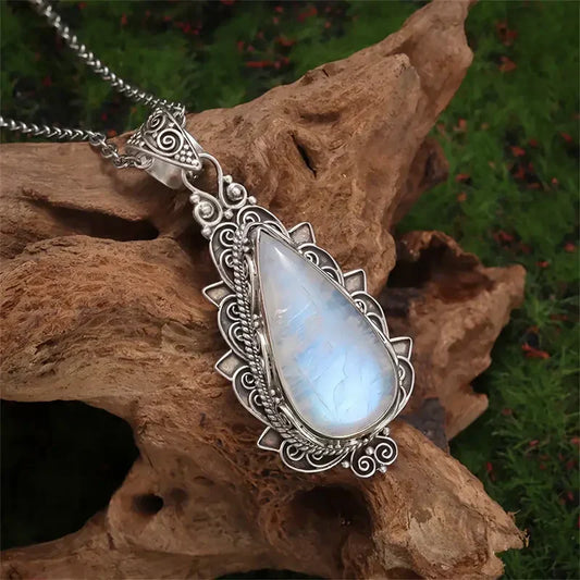 Collier Antique en Pierre de Lune