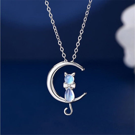 Collier en Pierre de Lune en Croissant