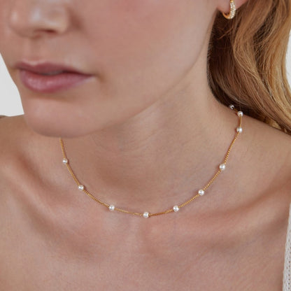 Collier en perles d'or pur