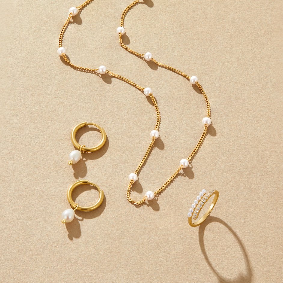 Collier en perles d'or pur