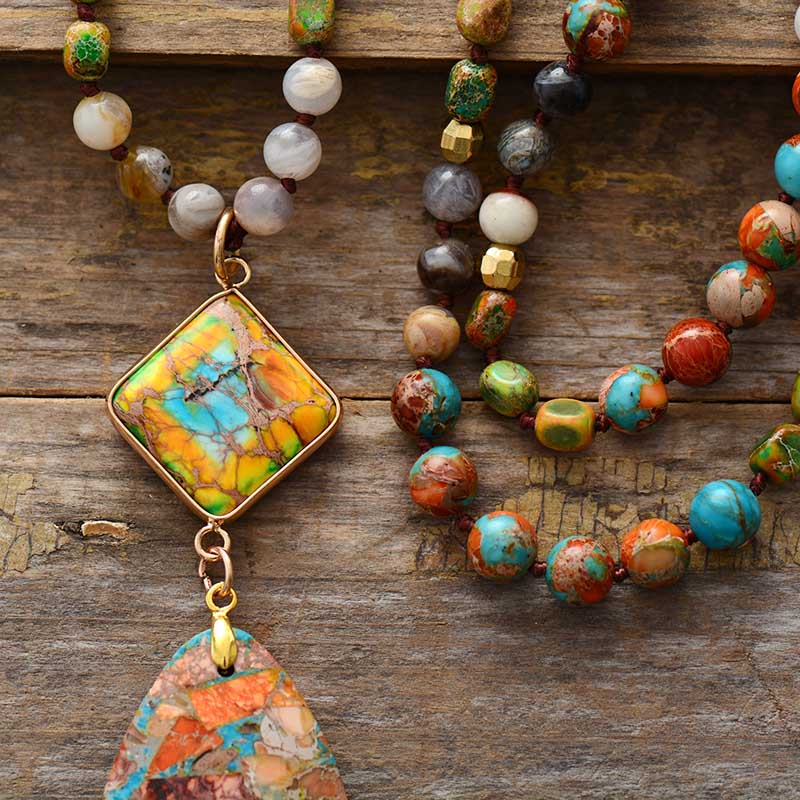 Collier Spirituel en Jaspe Intense