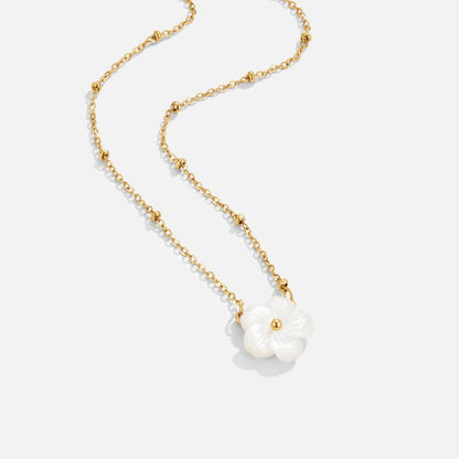 Collier de Fleurs Épanouies